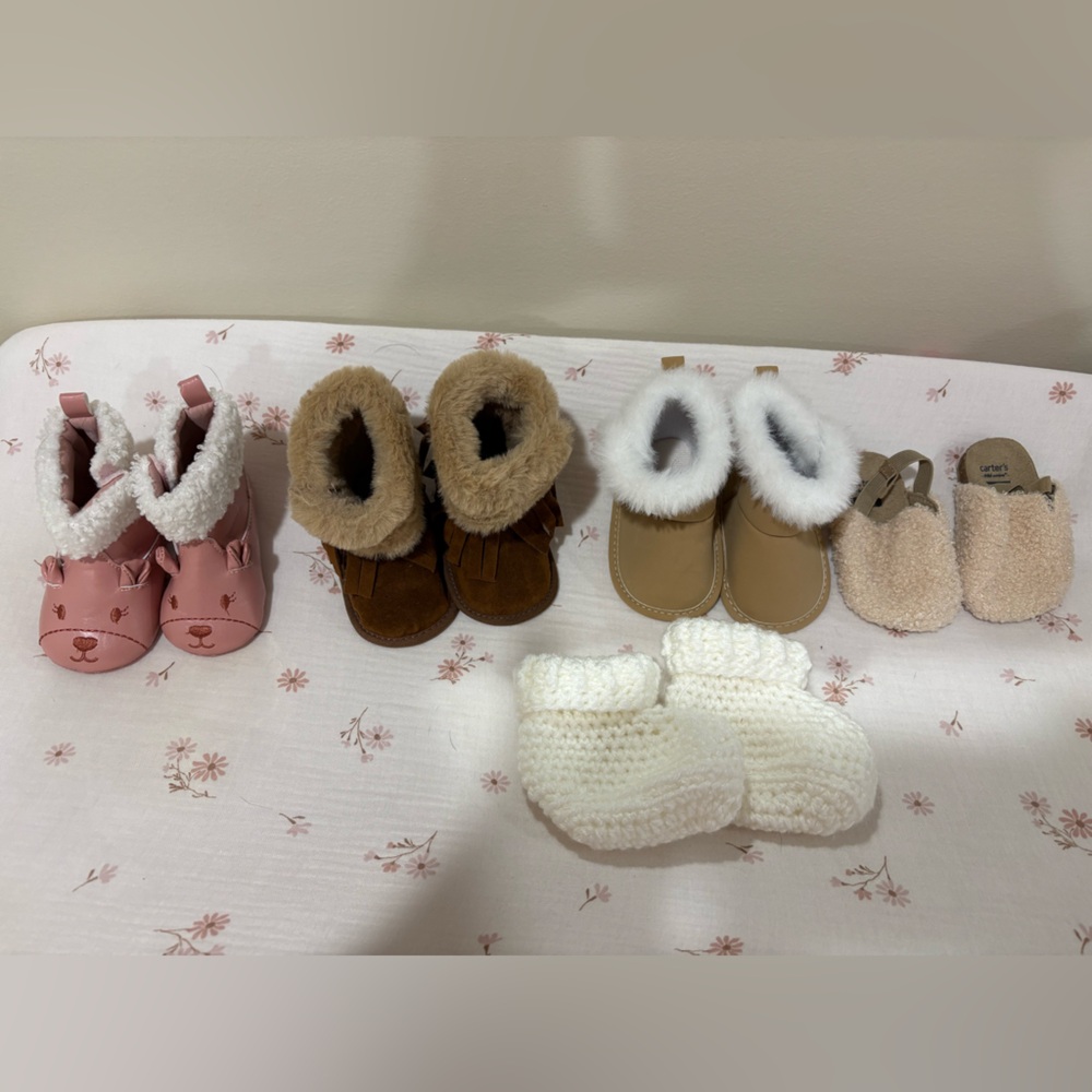 Baby shoes/booties